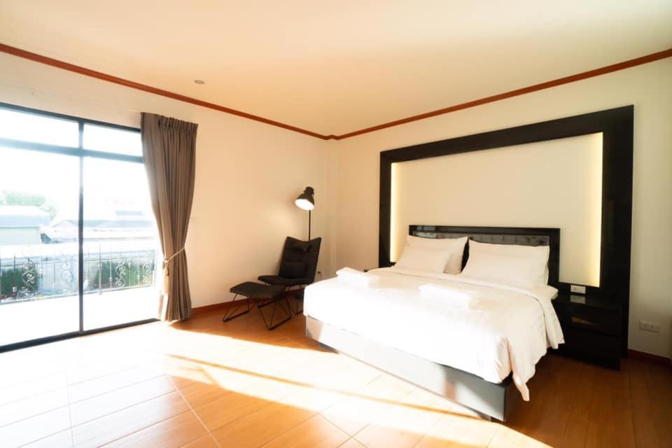 ארניאפראטט Baan Anong Hotel מראה חיצוני תמונה